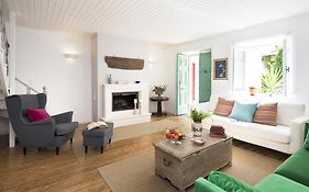 White Jasmine Cottage